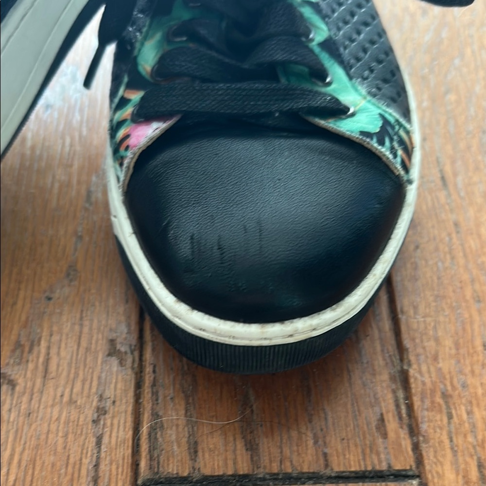 Johnston & Murphy Black and Green Women's Tropical Sneakers - Size 8 - Picture 3 of 10